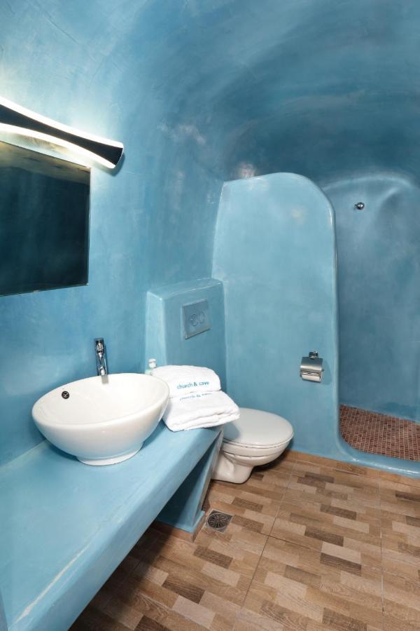 Church And Cave - Santorini Private Residences Месарія Екстер'єр фото