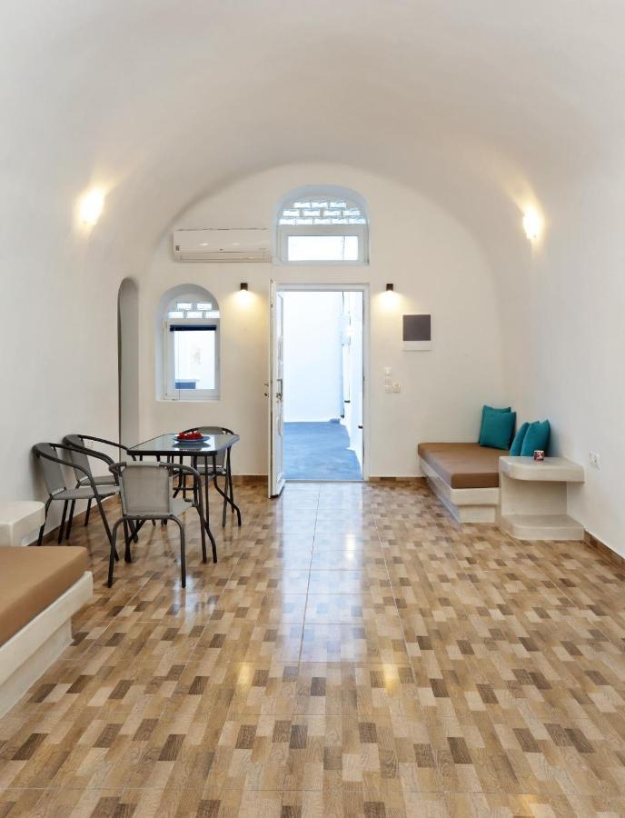 Church And Cave - Santorini Private Residences Месарія Екстер'єр фото