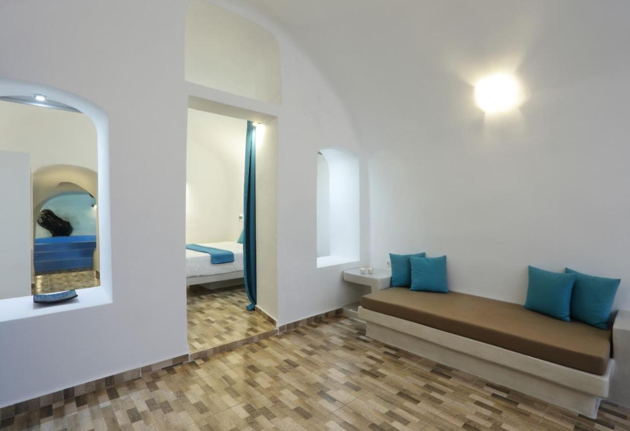 Church And Cave - Santorini Private Residences Месарія Екстер'єр фото